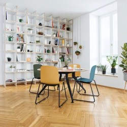 Cette image d'ambiance montre le produit dans des couleurs alternatives