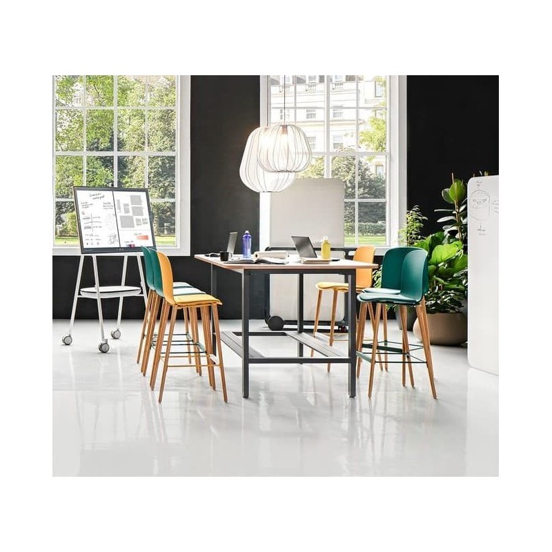 Cette image d'ambiance montre le produit dans des couleurs alternatives