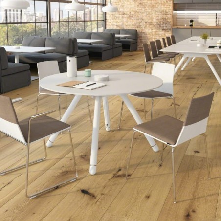 Cette image d'ambiance montre le produit dans des couleurs alternatives