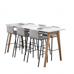 Cette image d'ambiance montre le produit dans des couleurs alternatives